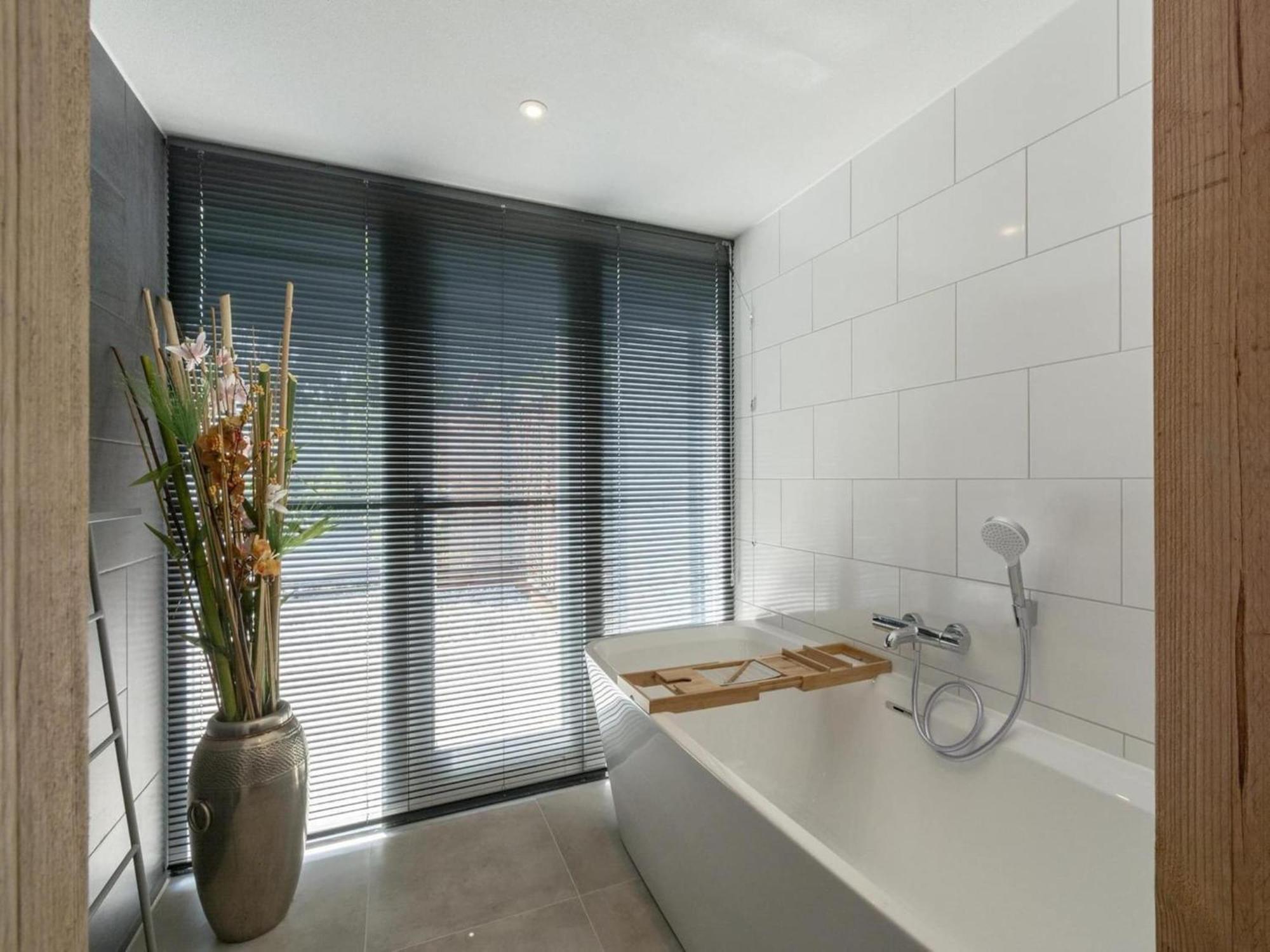 Luxurious Furnished Bungalow With Terrace คัลลันท์สโอก ภายนอก รูปภาพ